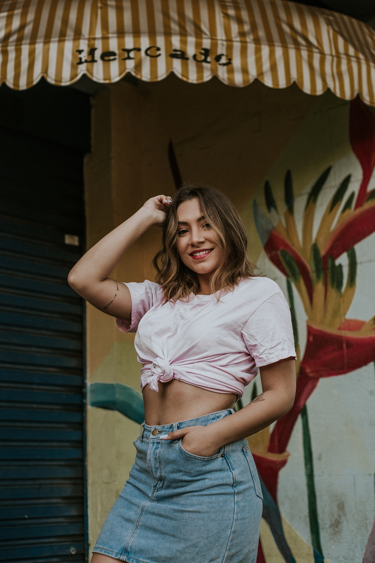 ensaio feminino urbano no estilo life style feito na savassi em belo horizonte 