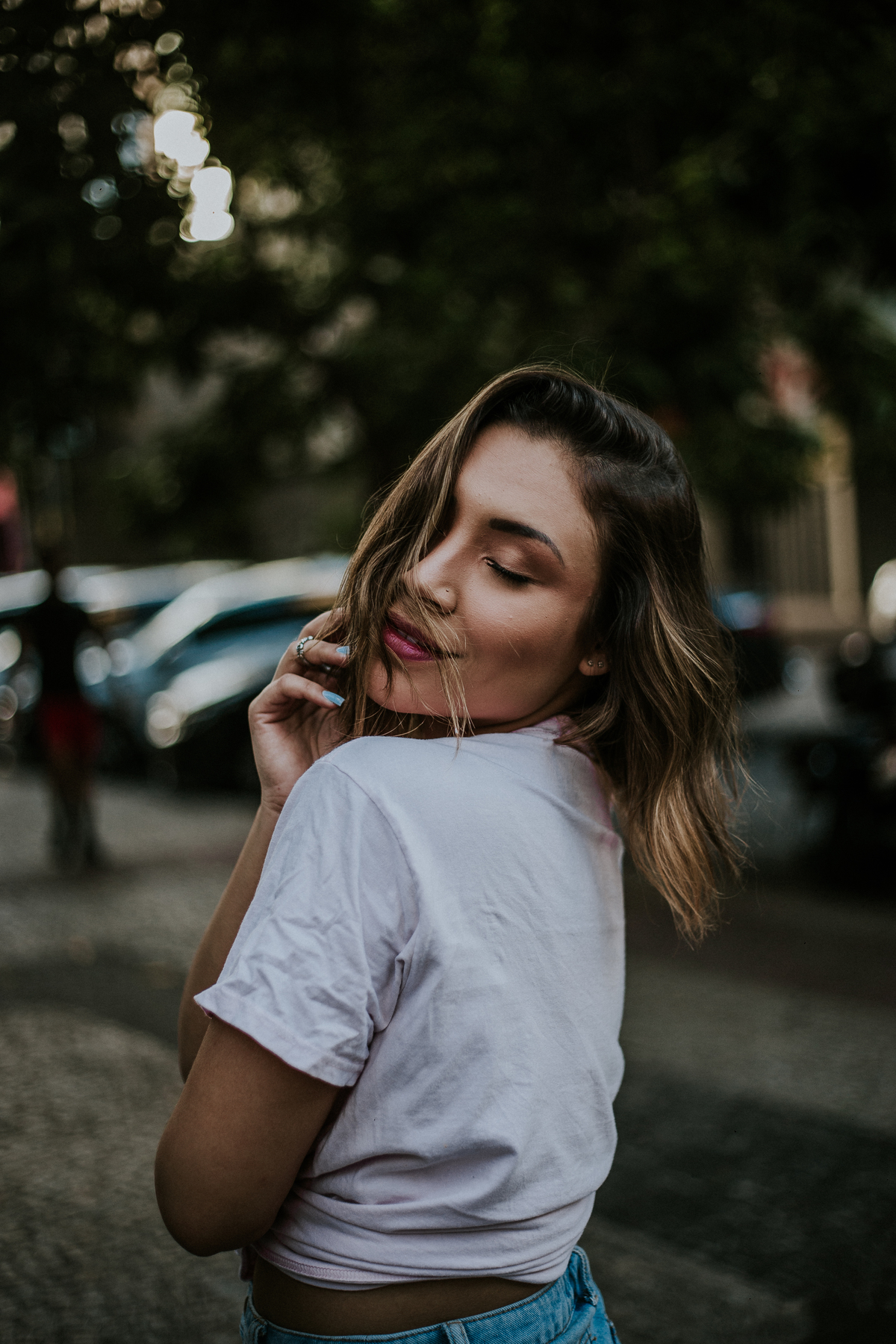 ensaio feminino urbano no estilo life style feito na savassi em belo horizonte 