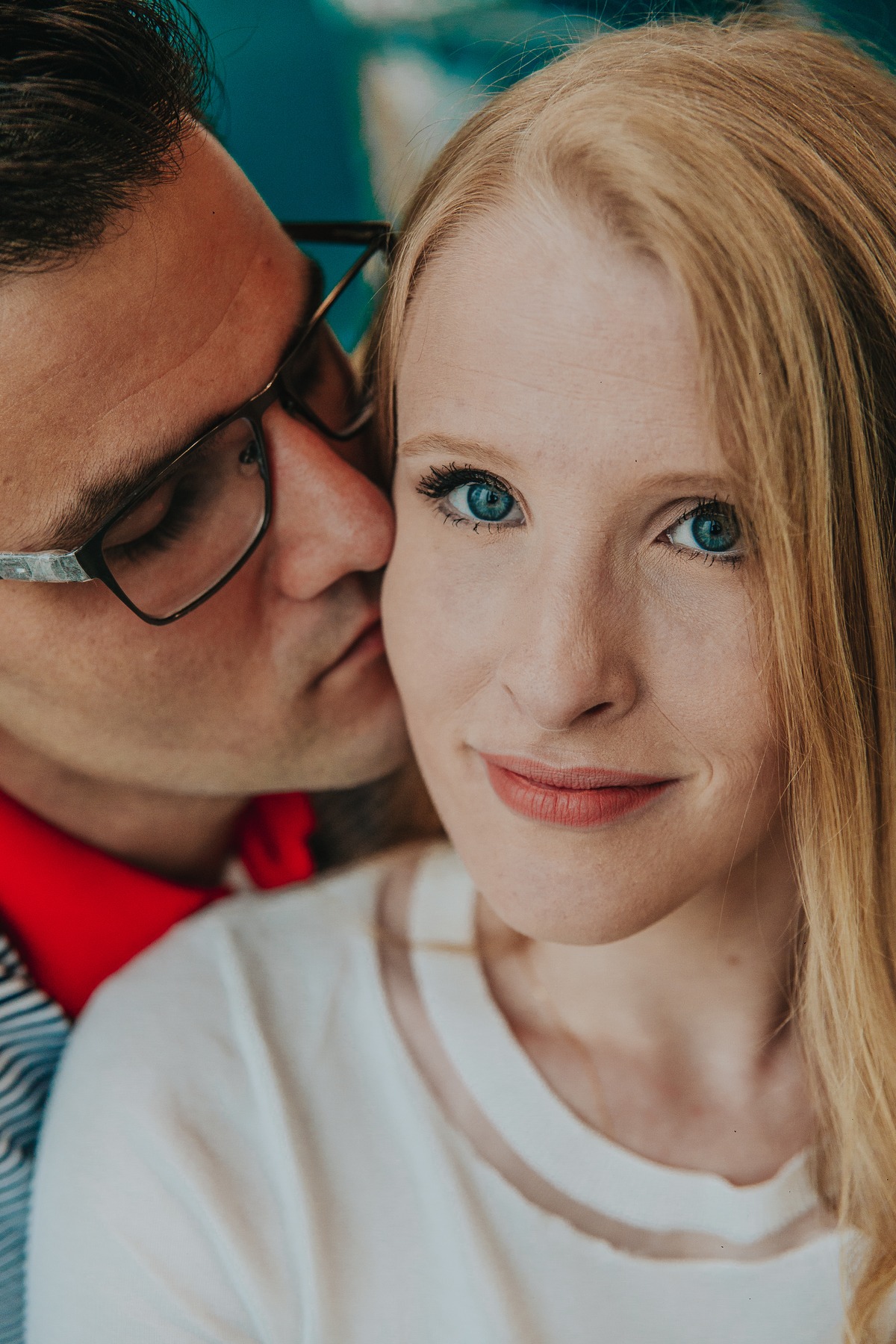 Destination pre wedding para o Rio de Janeiro, fotos de casal viajantes no aeroporto de confins 