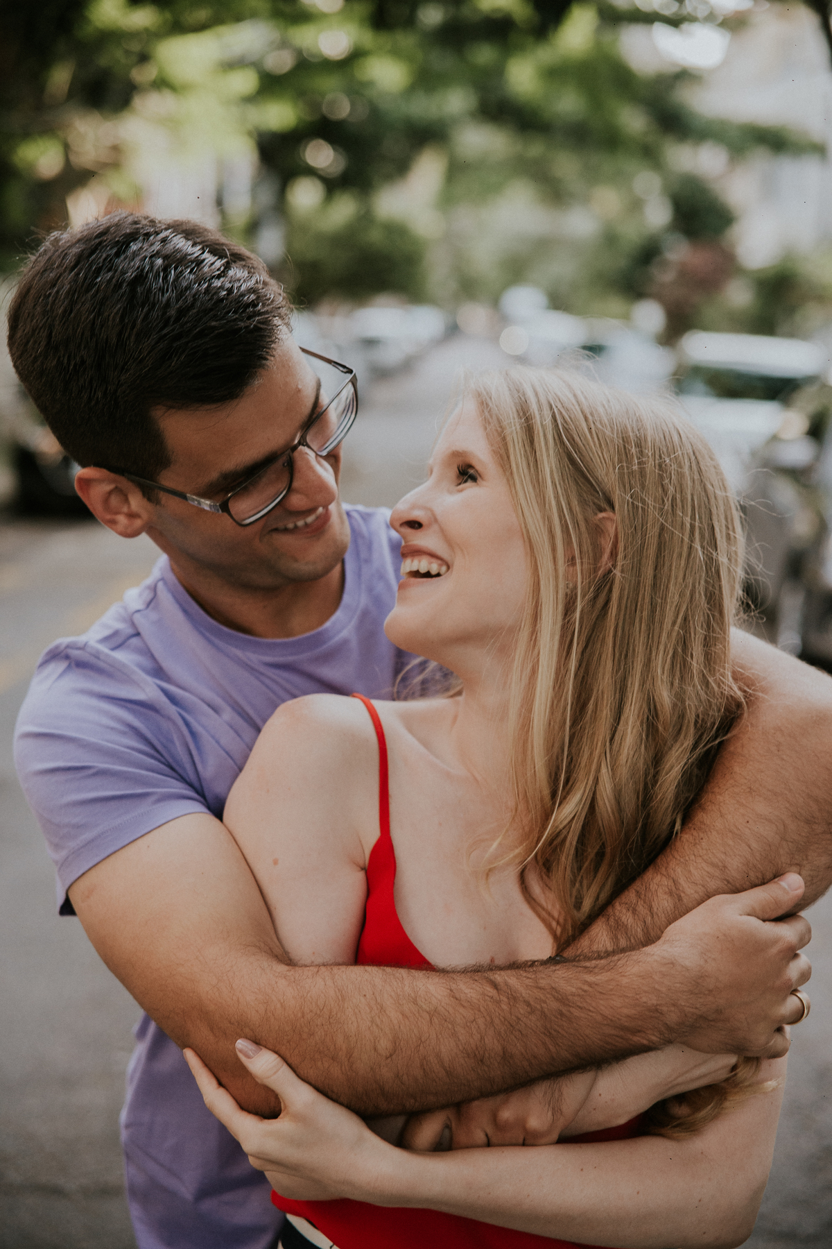 Destination pre wedding para o Rio de Janeiro, fotografia de casal viajante no bairro da Urca no Rio