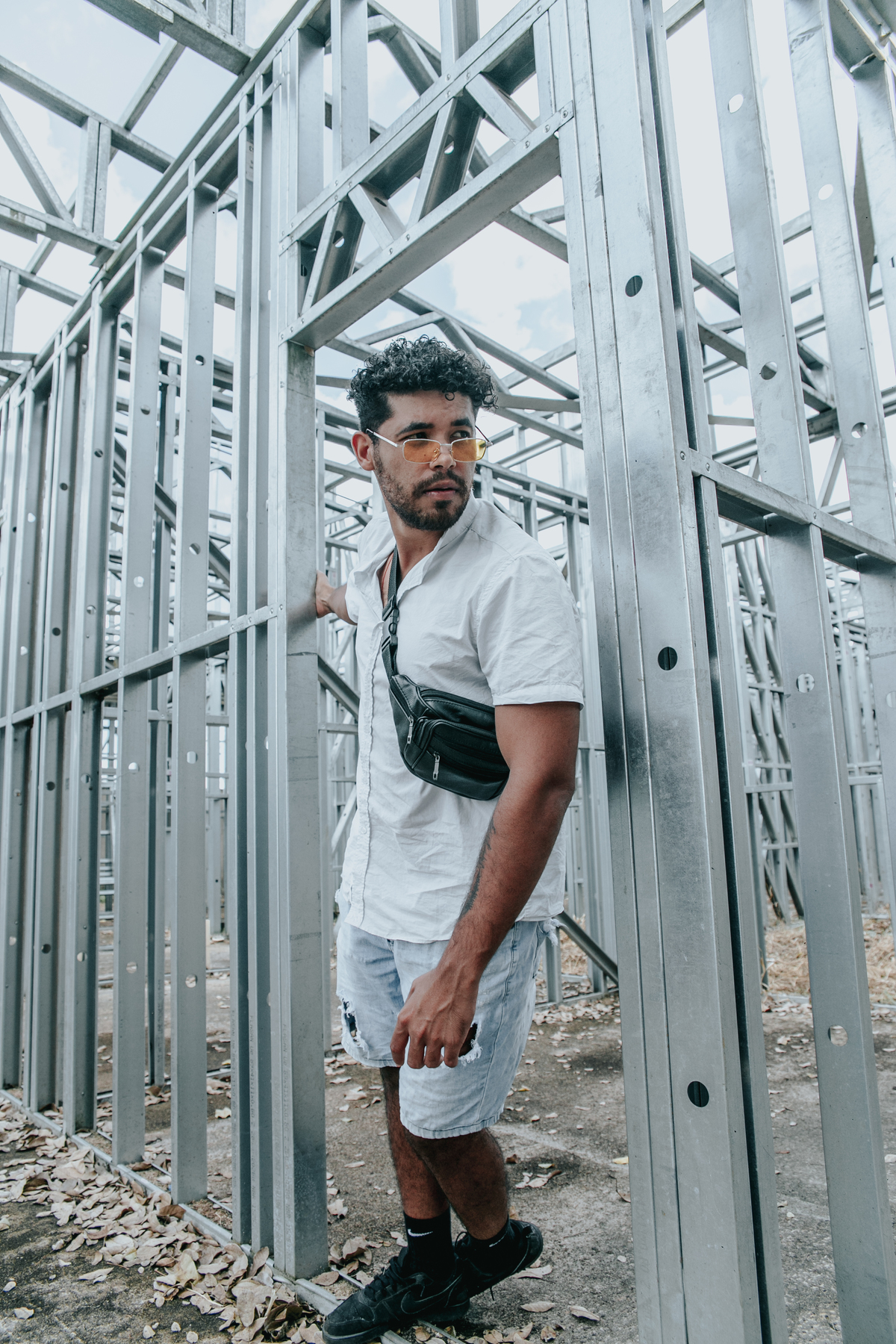 inspiração de ensaio fotografico masculino  e poses em minas gerais. 