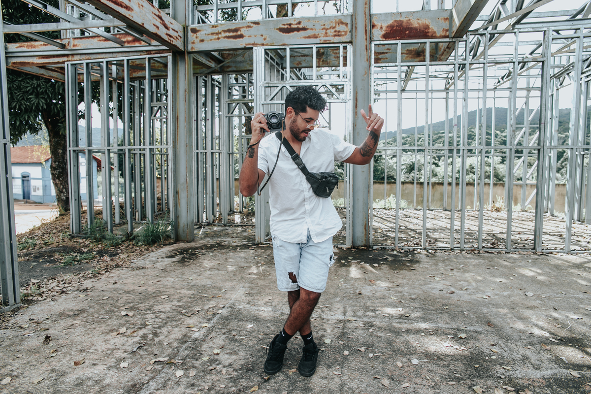 inspiração de ensaio fotografico masculino  e poses em minas gerais. 