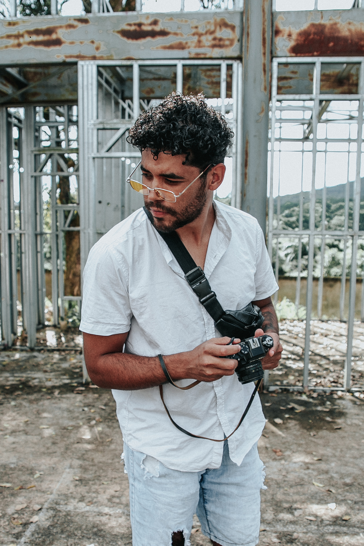 inspiração de ensaio fotografico masculino  e poses em minas gerais. 
