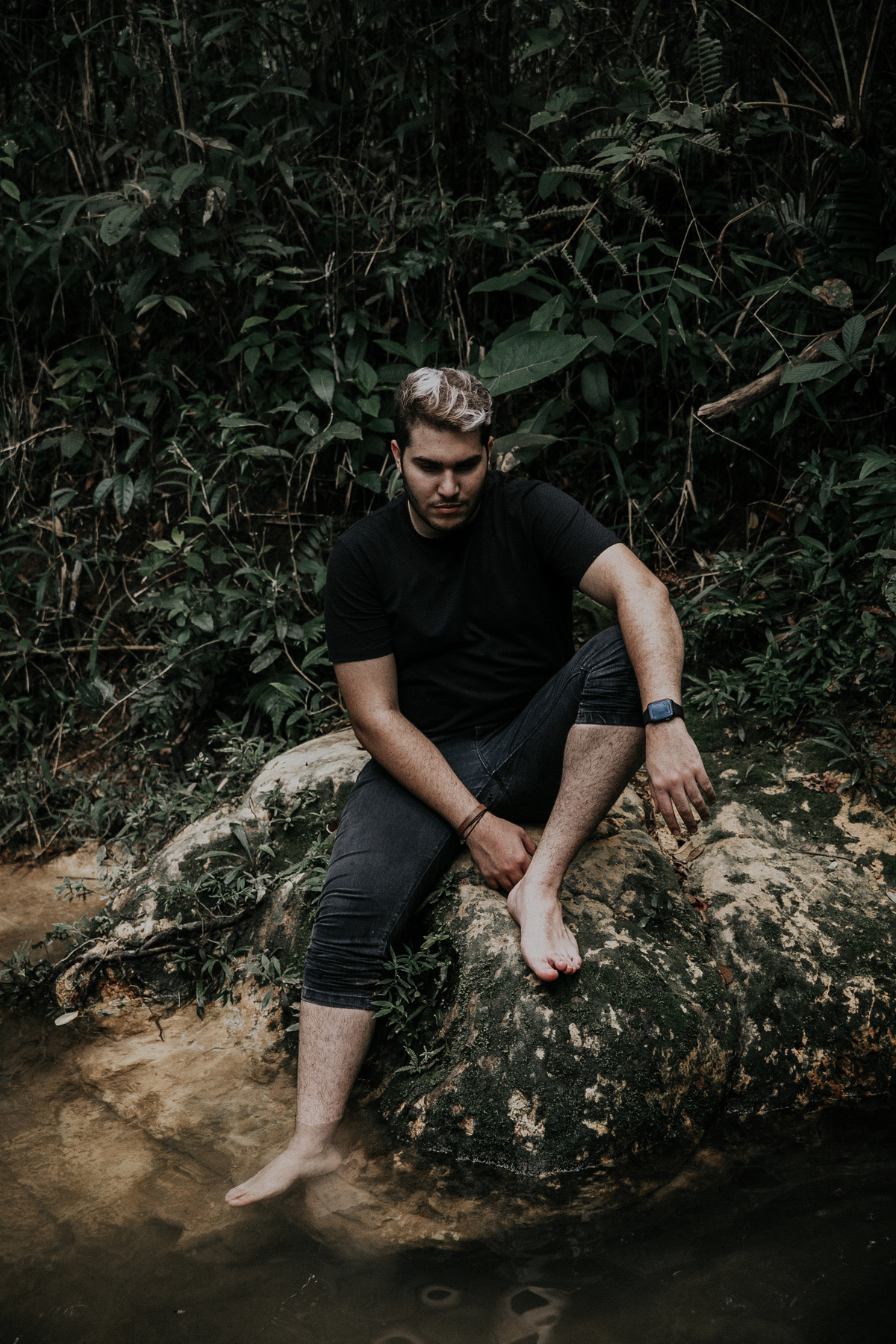 inspiração de ensaio masculino ao ar livre. Ideias de roupas e estilo para ensaio masculino