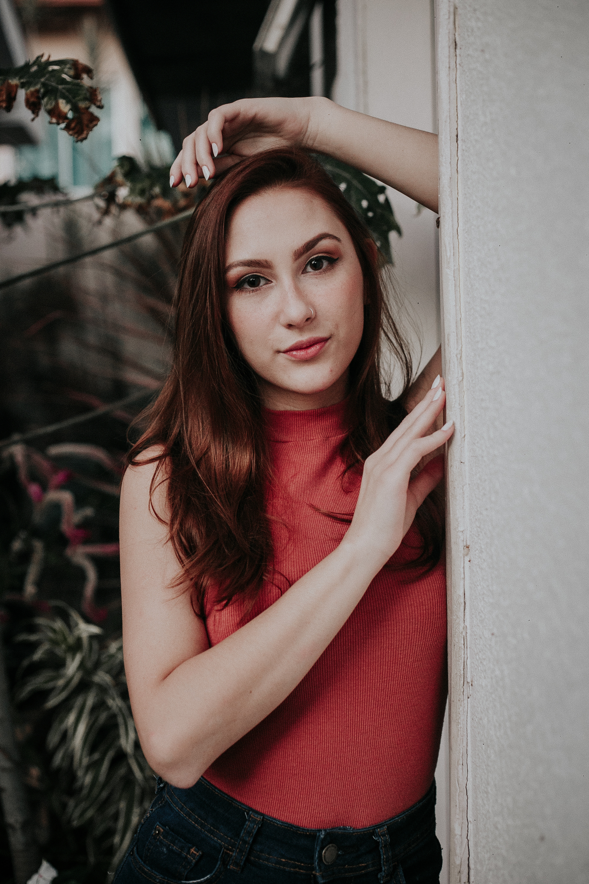 Ensaio feminino casual em casa no qual usamos inspiração de diversas poses e vários looks para ensaio fotografico indoor.