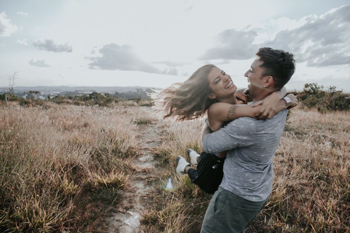 inspiração de ensaio de casal no mirante do belvedere em belo horizonte