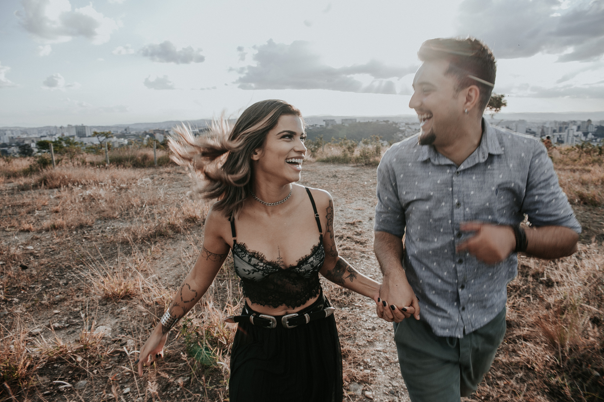 inspiração de ensaio de casal no mirante do belvedere em belo horizonte