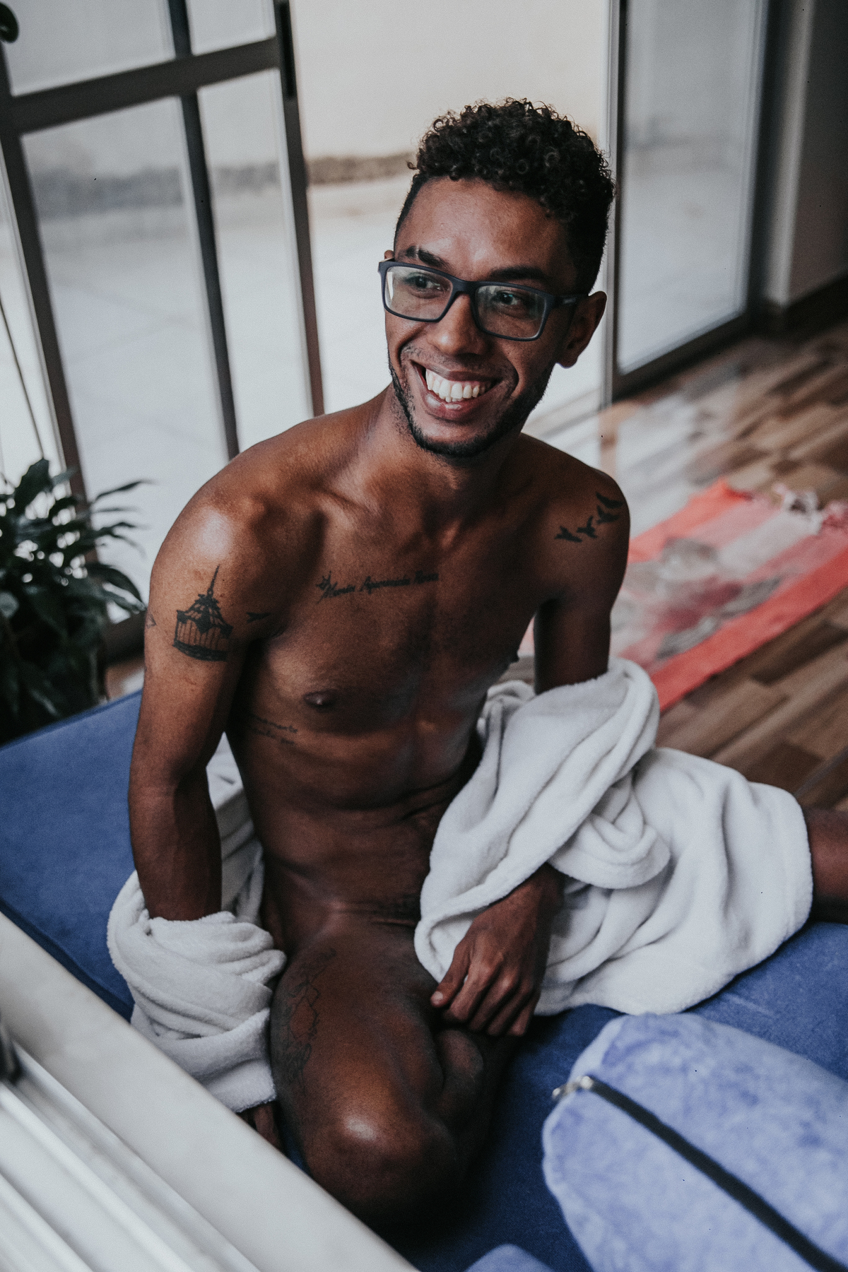Ensaio fotografico masculino em belo horizonte feito em casa