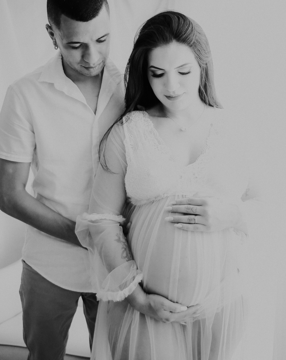 Foto Gestante Preto e branco Estúdio