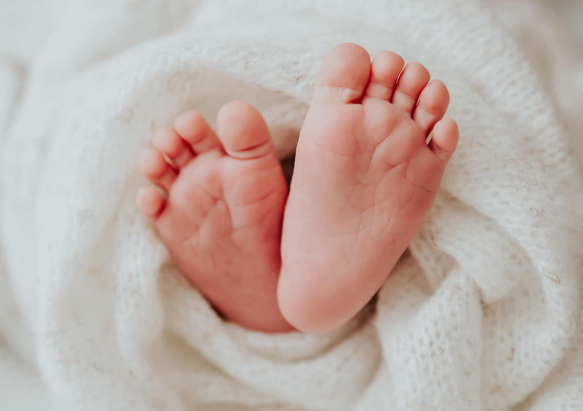 fotografia newborn pezinhos 