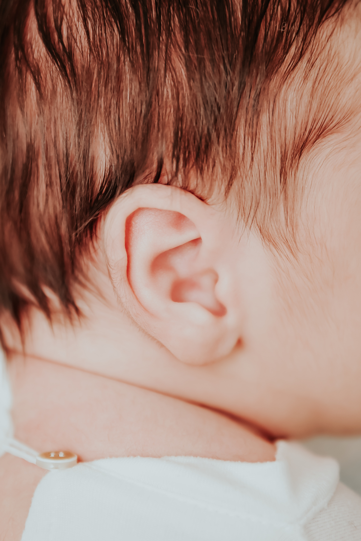 Foto newborn orelha 