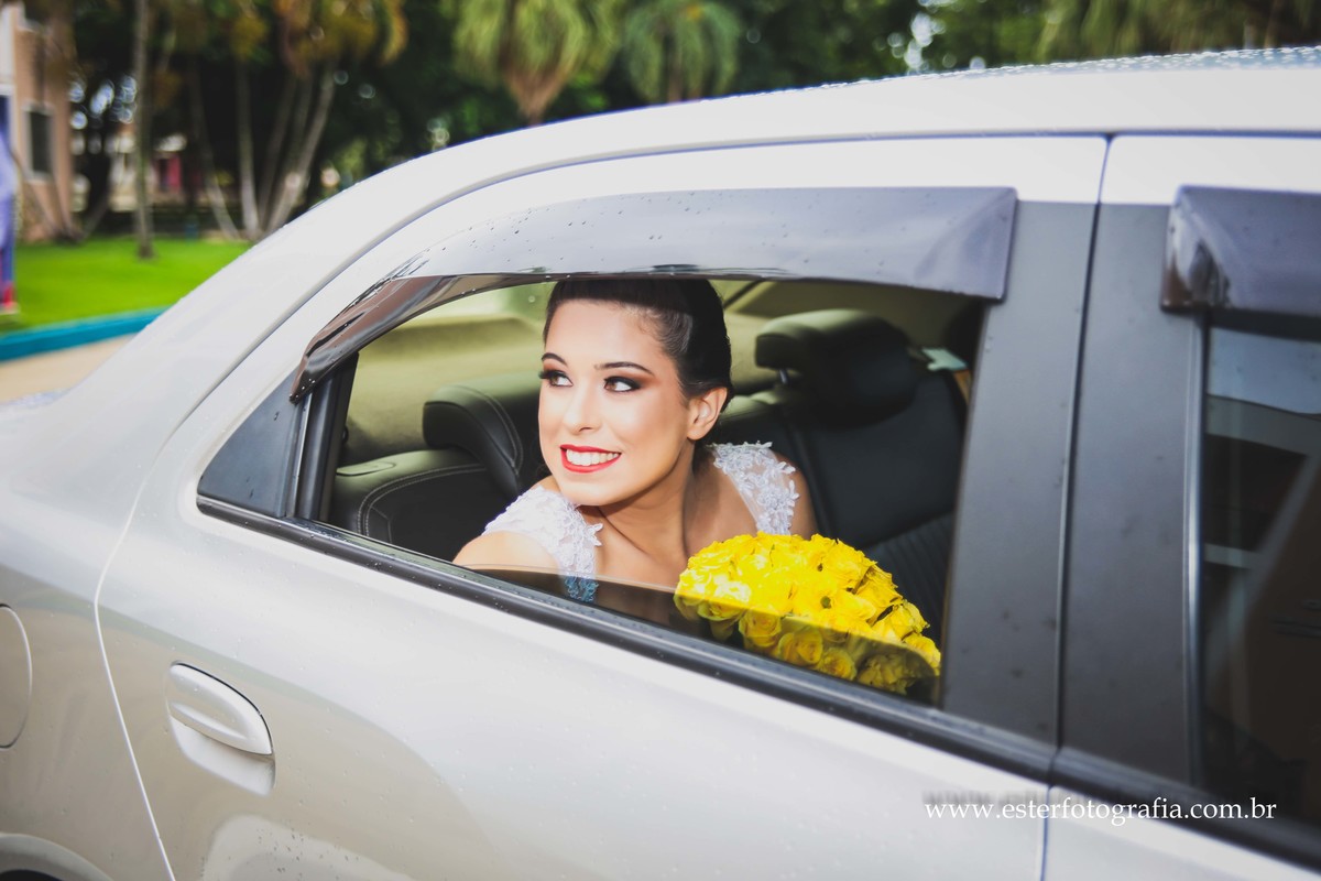 Fotos da Noiva dentro do carro