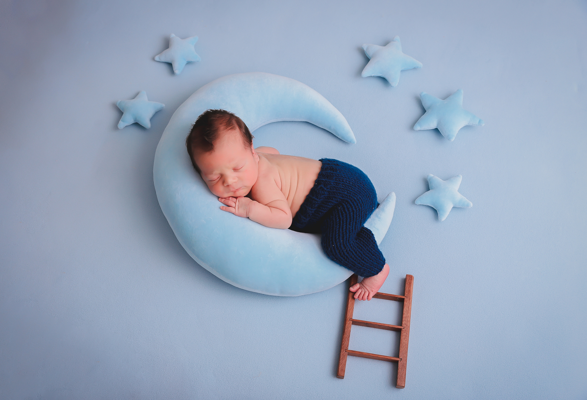 Ensaio Newborn na lua