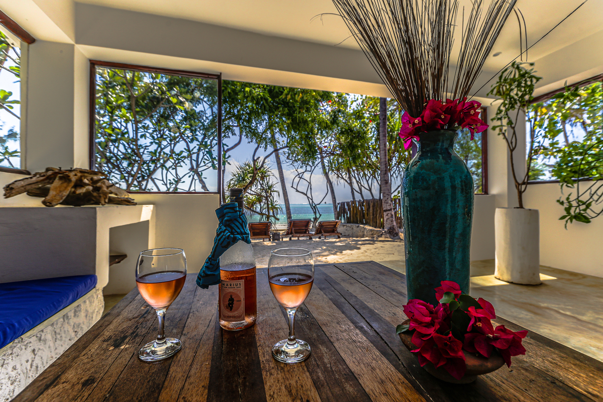 Fotos de Hotéis na praia  em Zanzibar vinho rose 