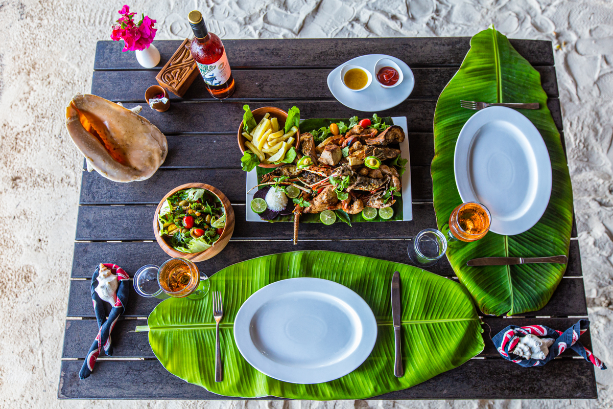 Fotos profissionais para hotéis na praia
frutos no mar na praia.  
