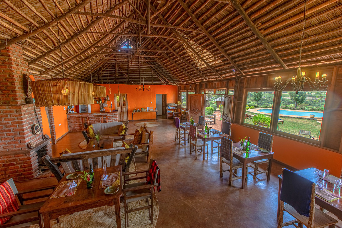 Fotos profissionais para pousadas 
Sala de encontros. 