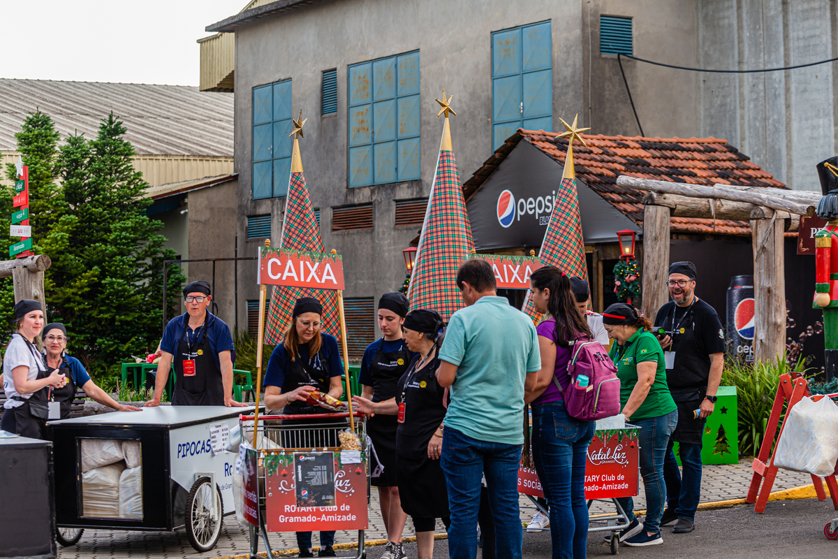 Vendedores da Pepsi em Gramado. 