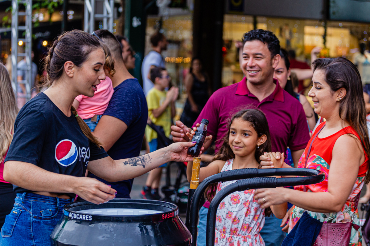 Blitz da Pepsi Black em Gramado. Família Feliz. 