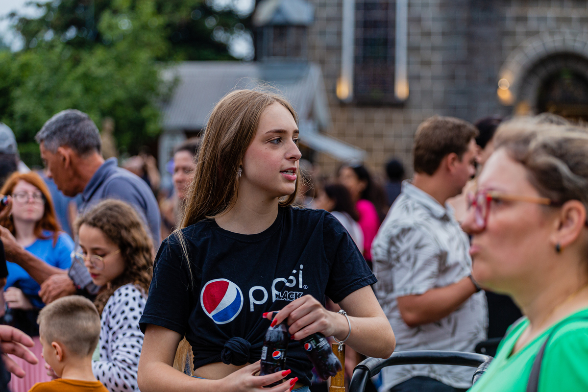 Blitz da Pepsi Black em Gramado. Na igreja Matriz de são Pedro em Gramado