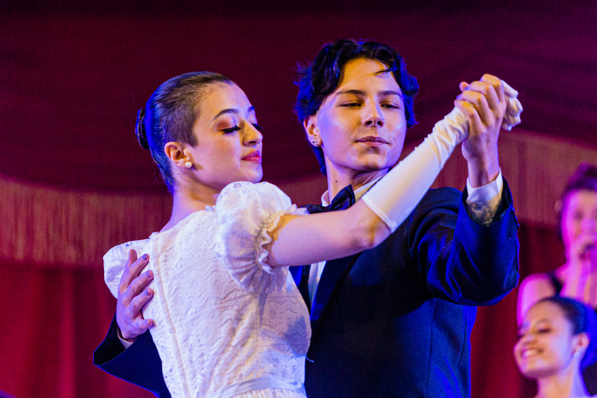 O amor esta no ar bailado gaúcho 