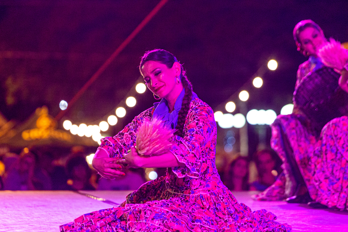 Artista interpretando no Bailado Gaúcho