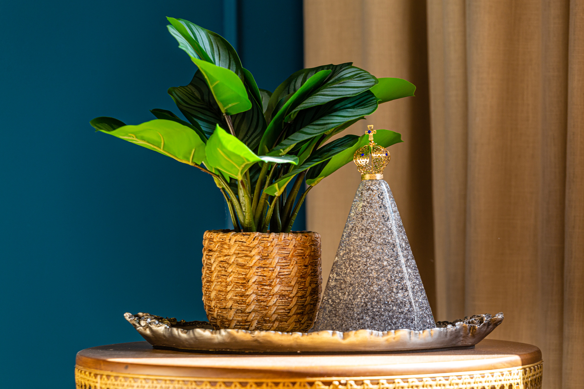 Fotos profissionais para apartamentos, casas e empreendimentos imobiliários em Gramado e Canela. estatua de nossa Senhora. 