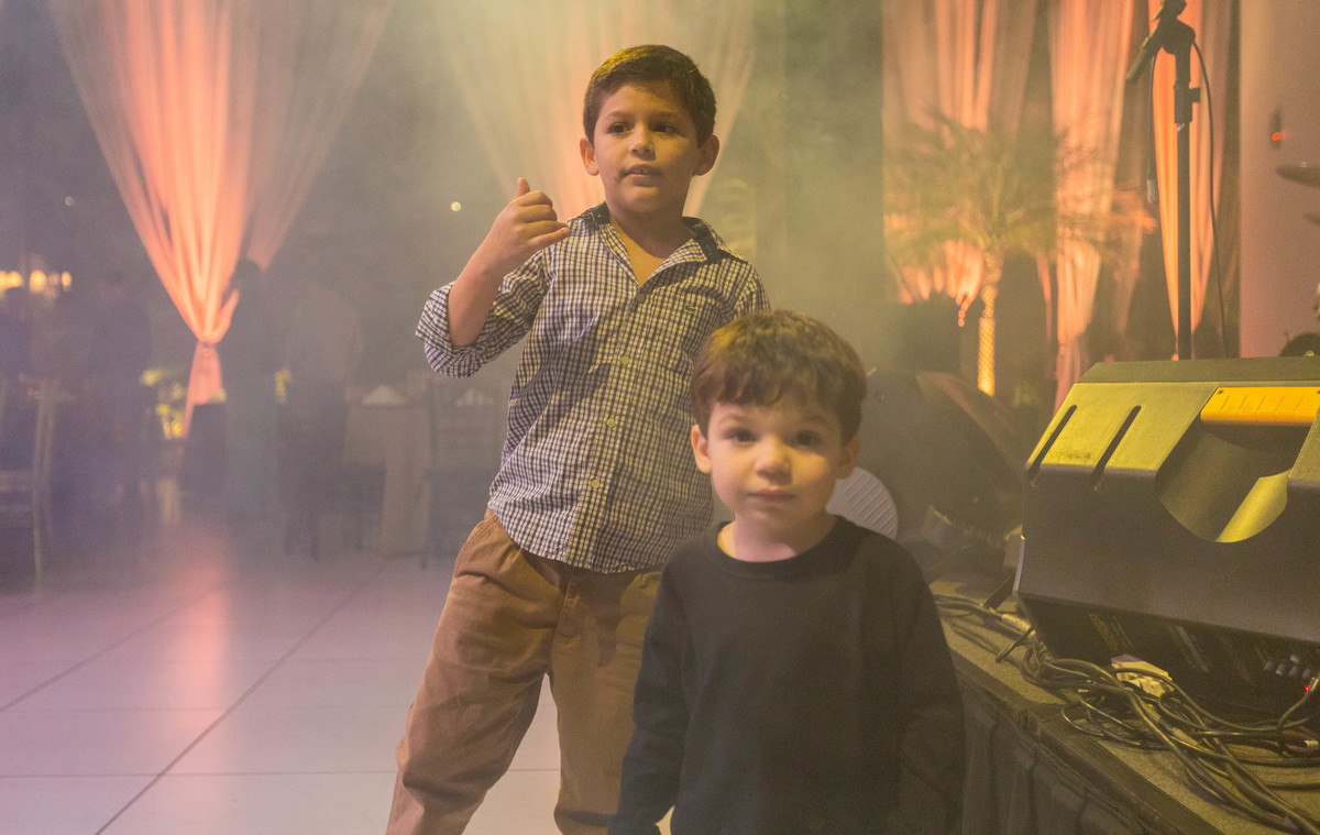 Fotografo para aniversários em Gramado e Canela. Netos na pista. 