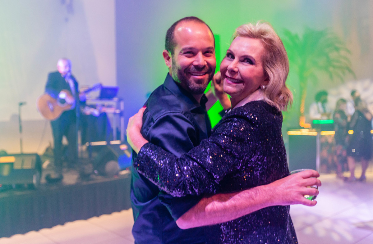 Fotografo para aniversários em Gramado e Canela. Festa de 70 anos. 