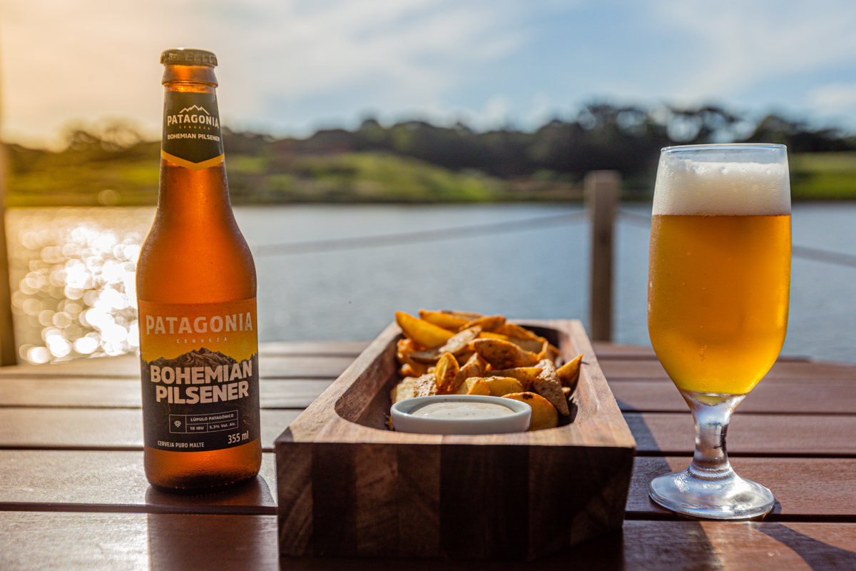 Petiscos e por do sol no Mátria parque de Flores