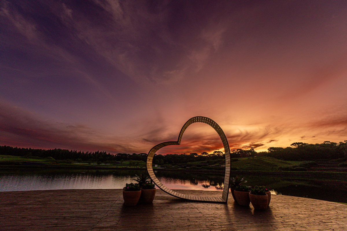 Por do sol com muit
o amor no Mátria parque de Flores
