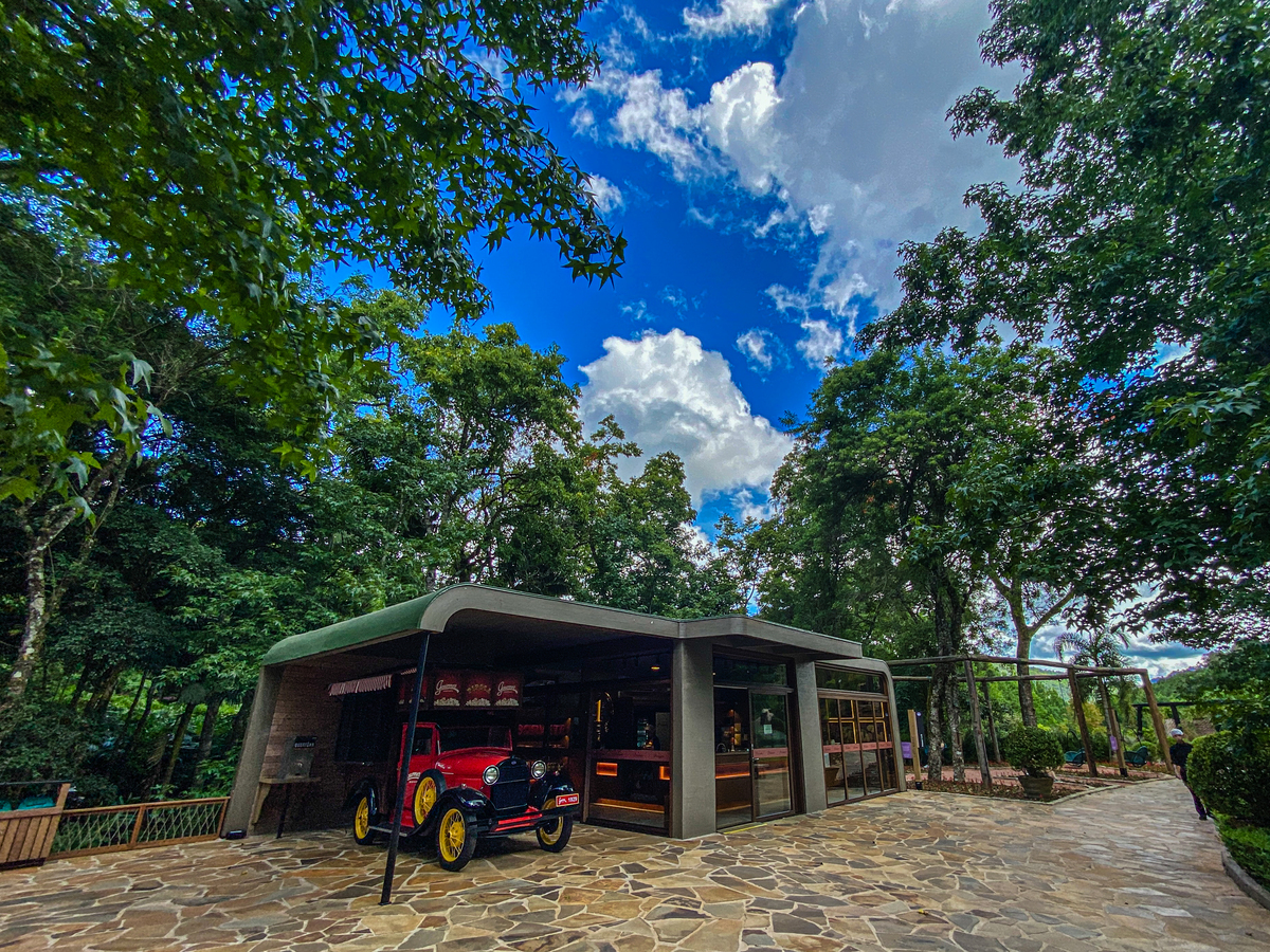 Loja da Prawer na natureza no Garden Park em Gramado 