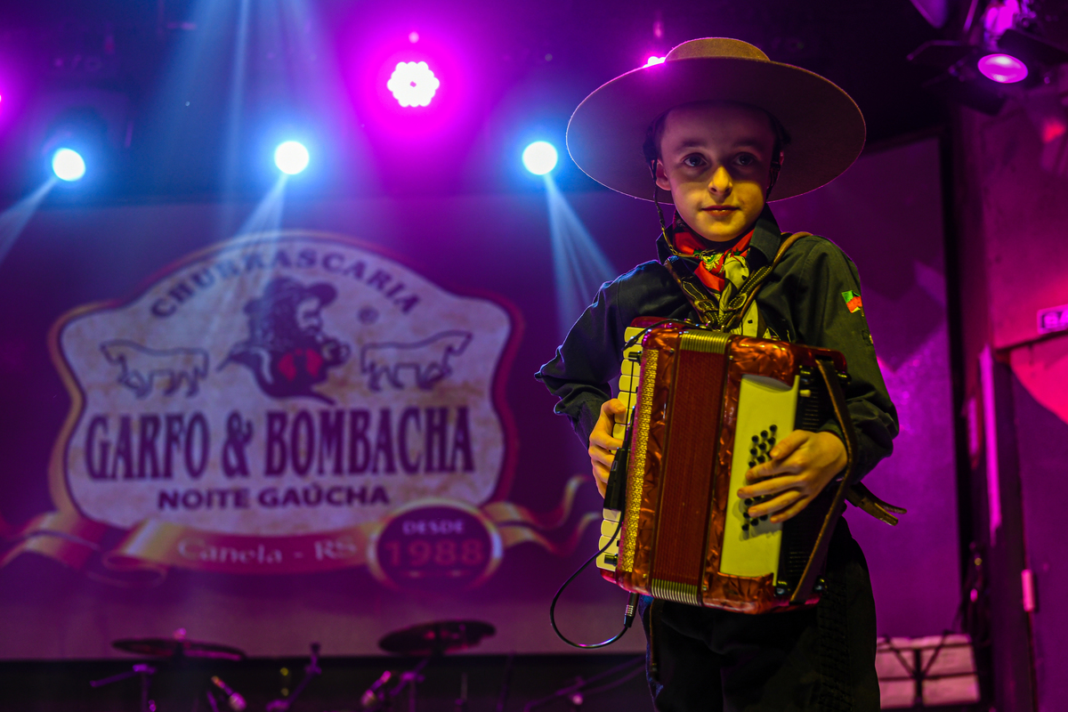Show gaúcho na  Churrascaria Fogo e Bombacha
