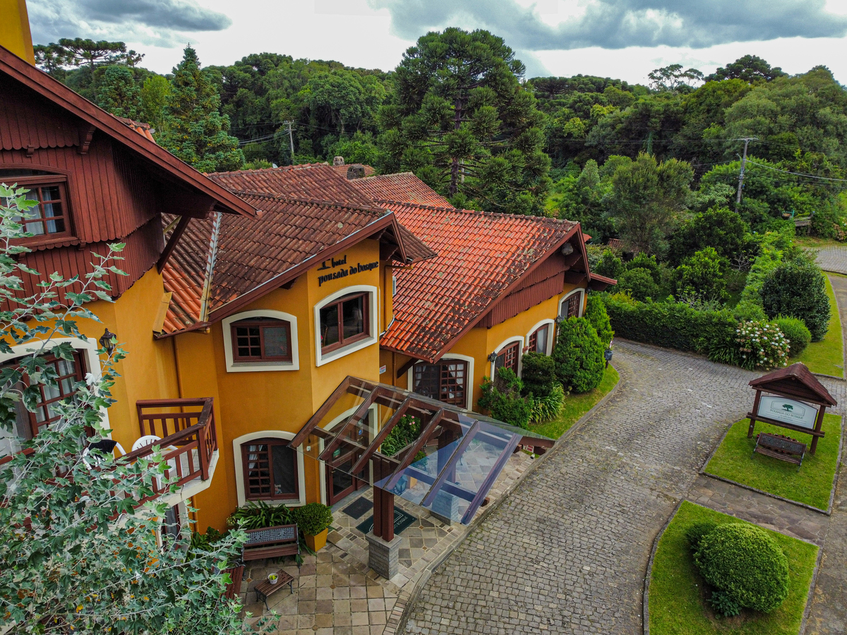 Fotos de drone  Pousada Bosque Canela