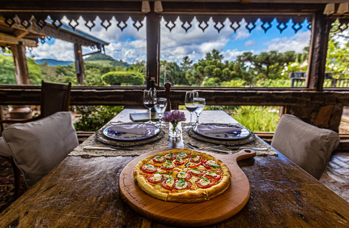 Fotos da melhor pizza de Gramado no La Hacienda Hotel 