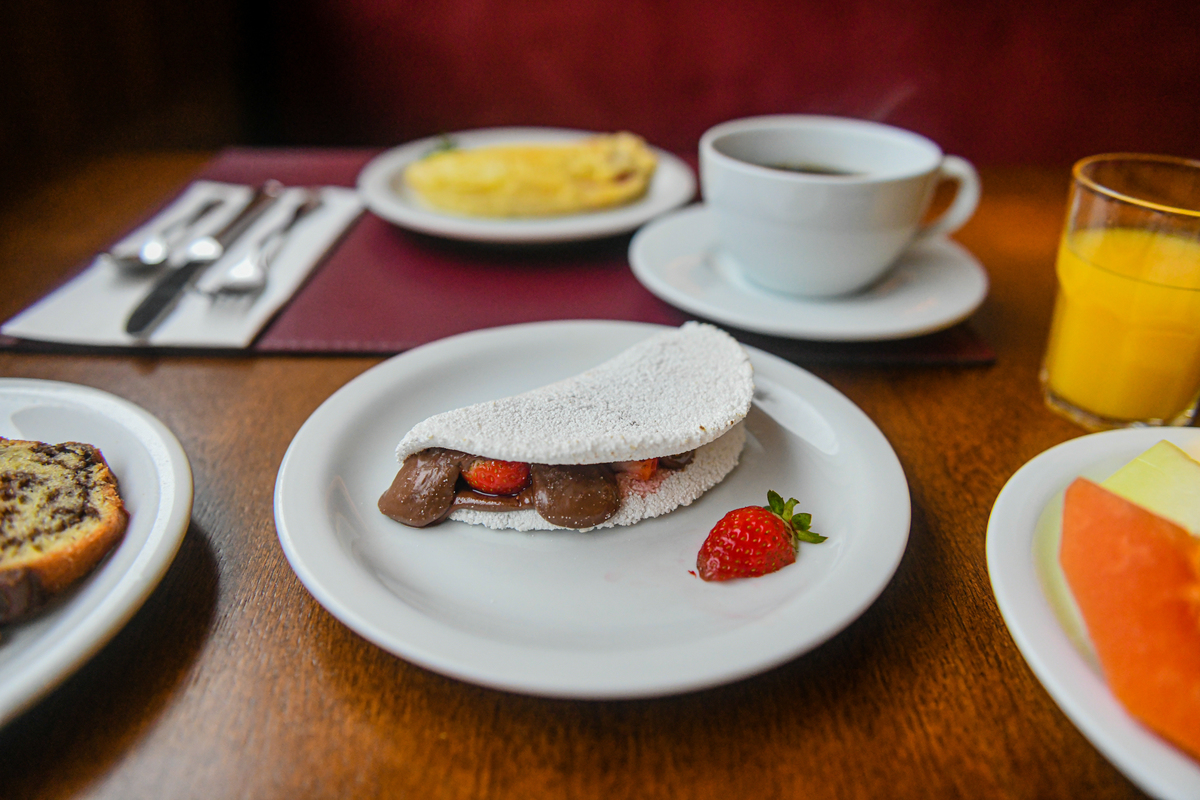Deliciosa tapioca de Nutella e morango em Gramado. 