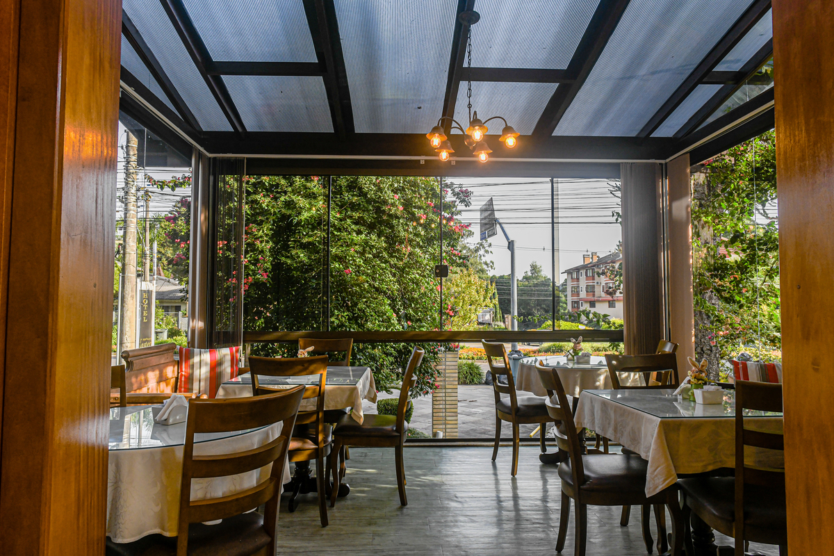 Local do cafe da manha no Hotel kaster. 