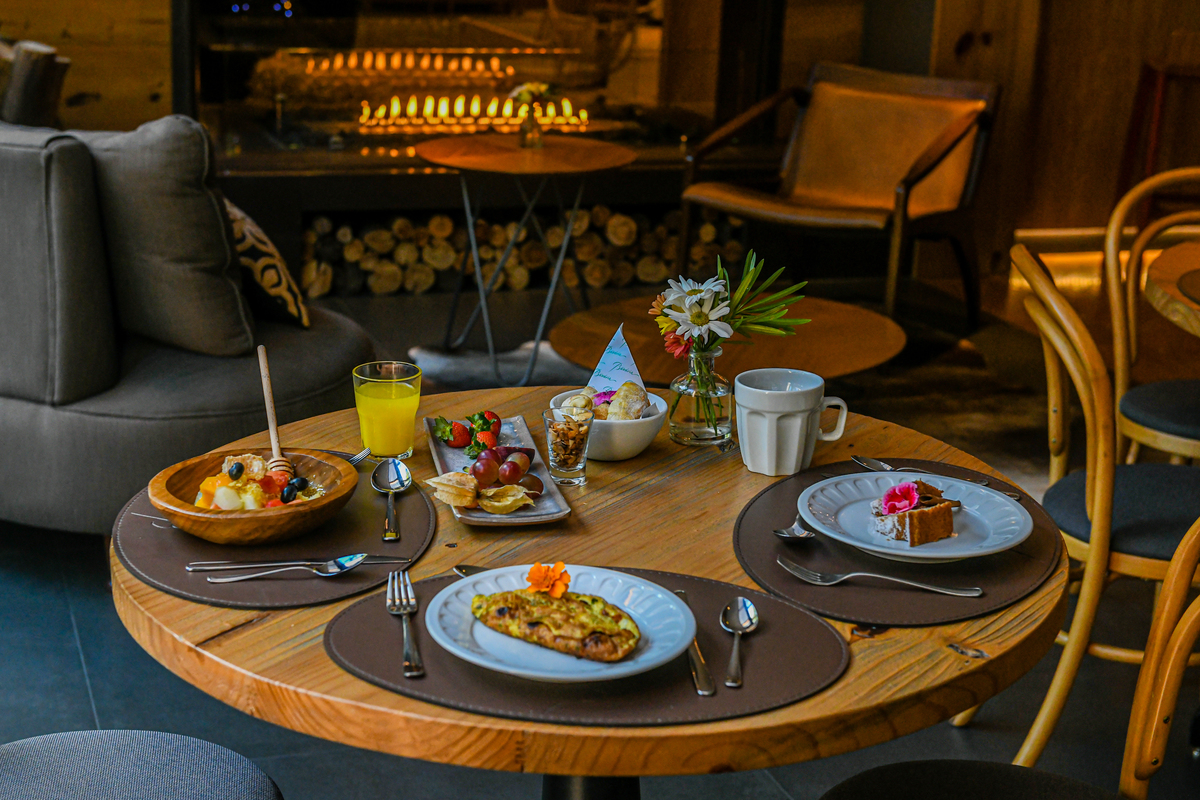 Um dos melhores café da manha em Gramado.  Hotel Bavária 