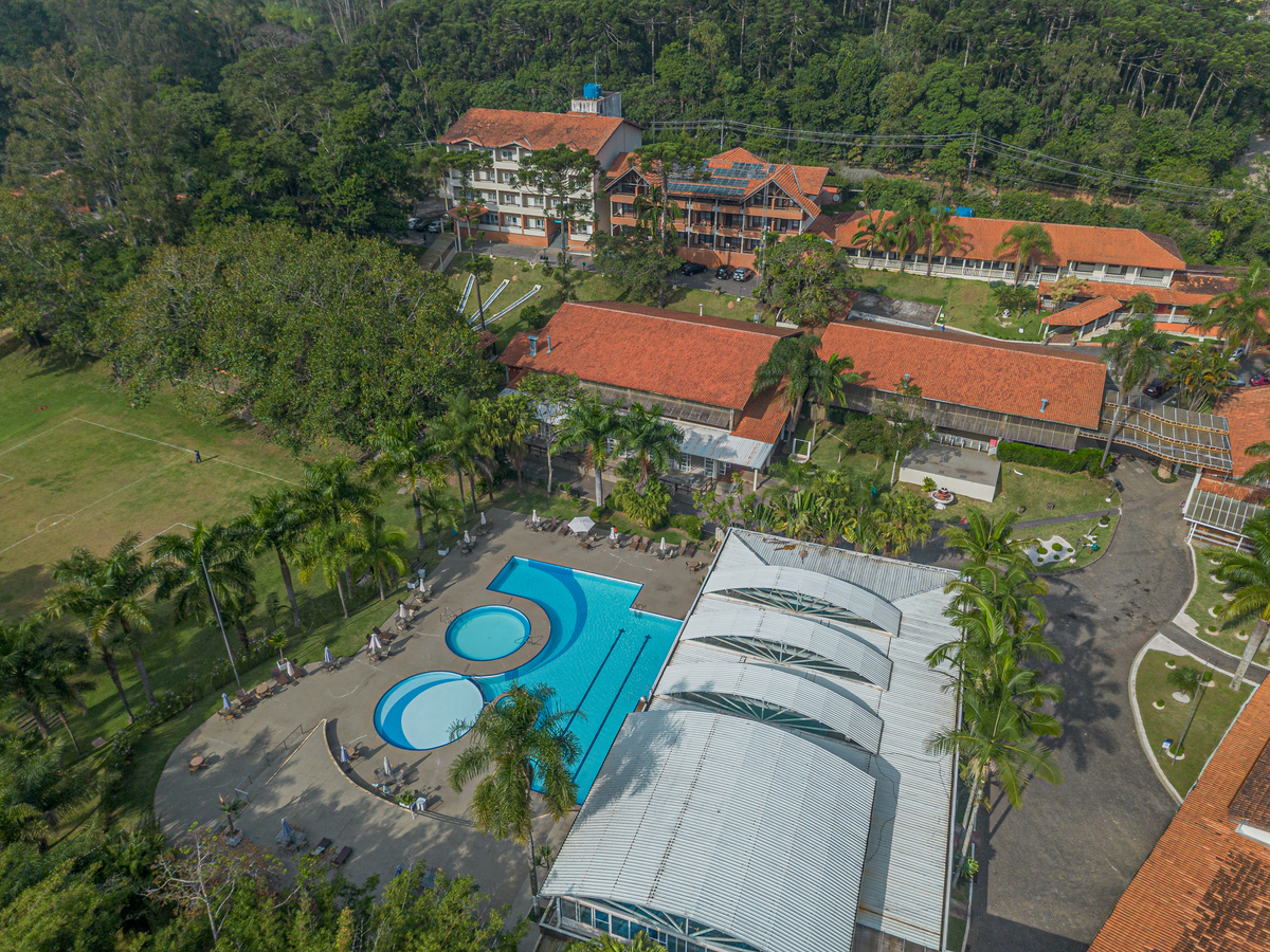 Fotografia profissional de drone para hoteis. 