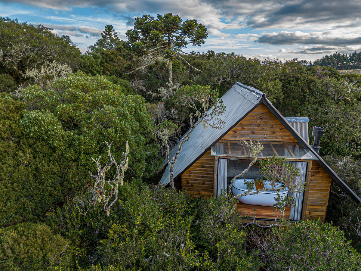 Cabin in the forest in Rio Grande do Sul