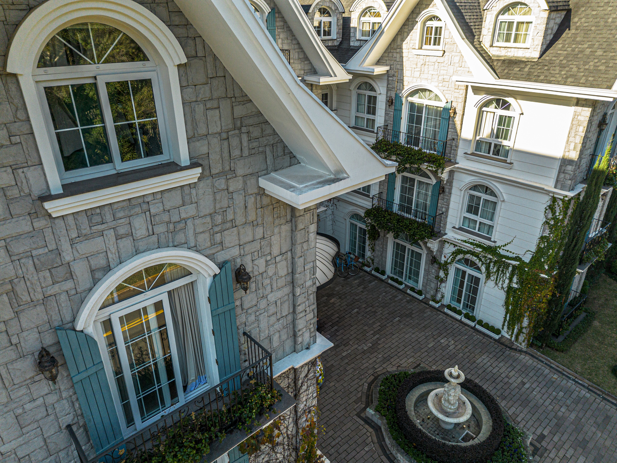 Moveis e decoração do império Frances em Gramado. No Hotel Colline de France