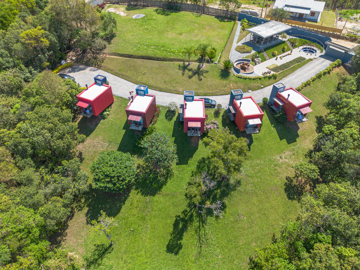 5 containers em Cunha 