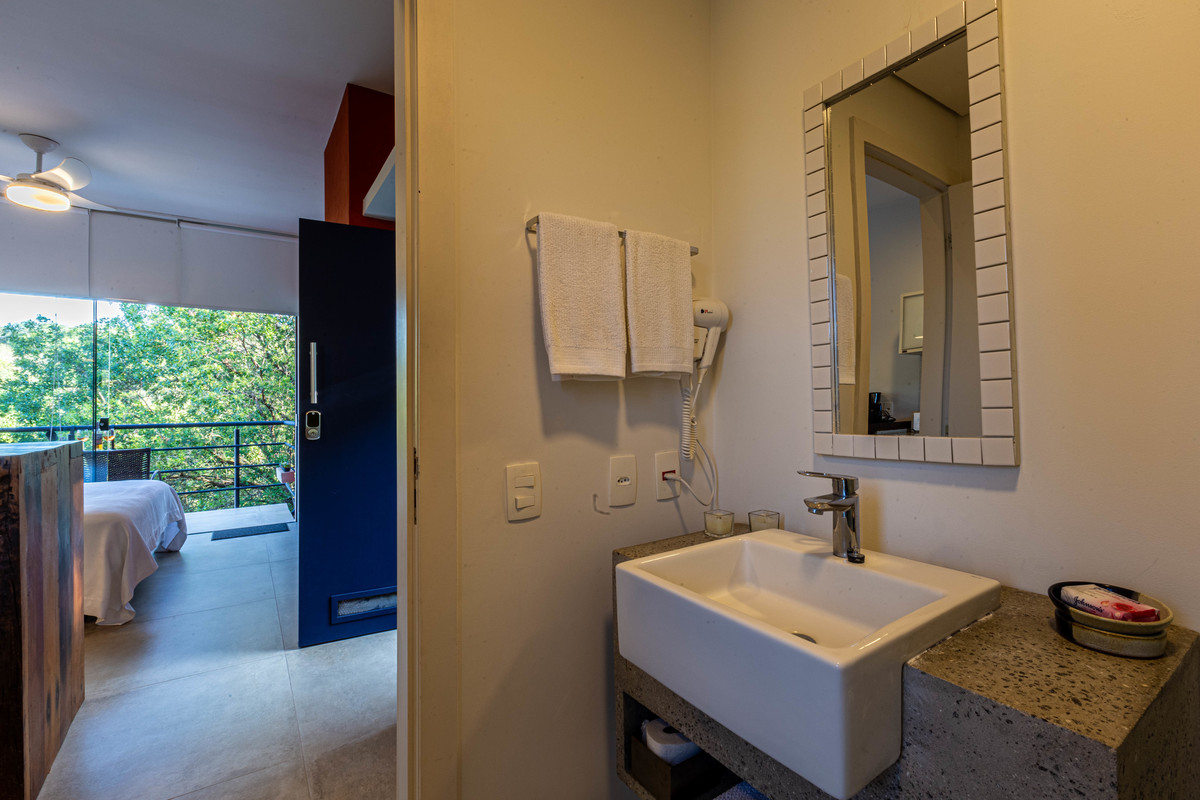 Banheiro do container em Cunha 