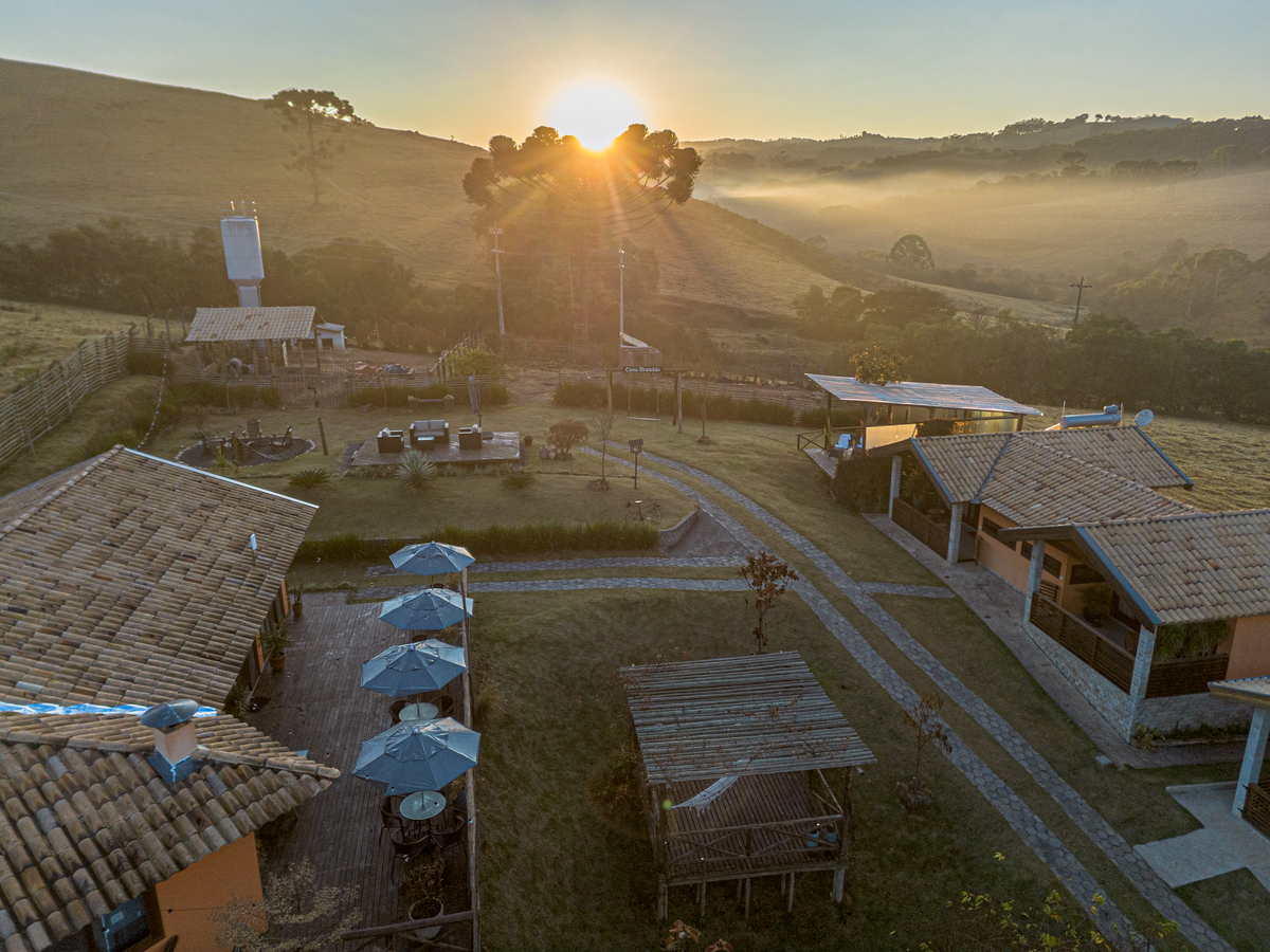 Nascer do sol em Bueno Brandão 
