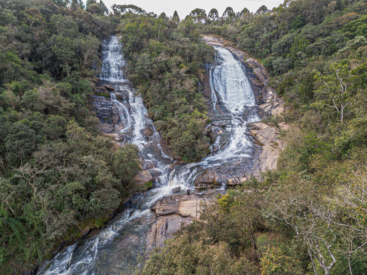 Uma linda fazenda com uma maravilhosa cachoeira dentro da propriedade