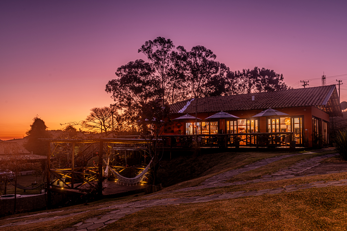 Gastronomia em Bueno Brandão 