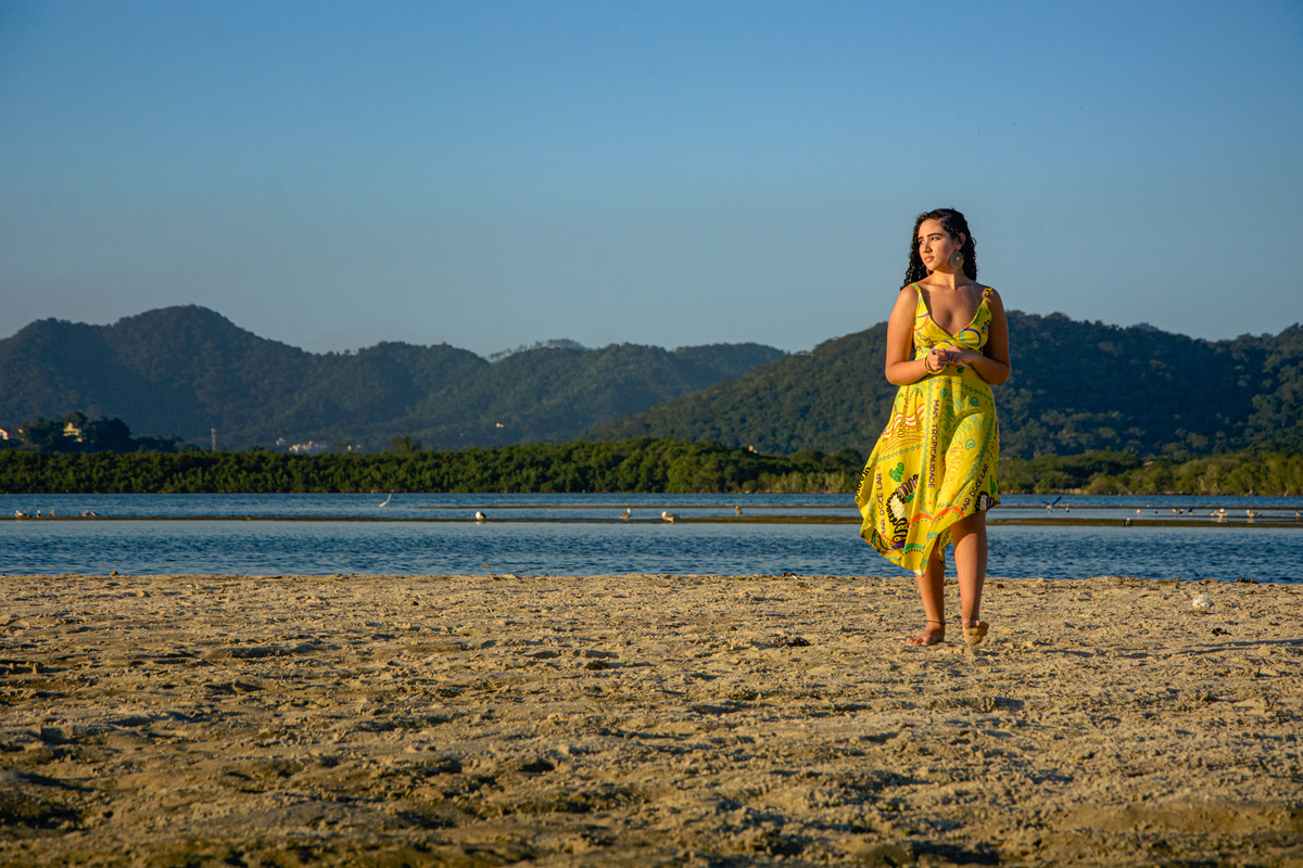 Passeio da debutante durante o seu ensaio de 15 anos, Canal de Itaipú - Niterói