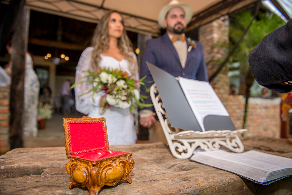 alianças-casamento-no-sitio