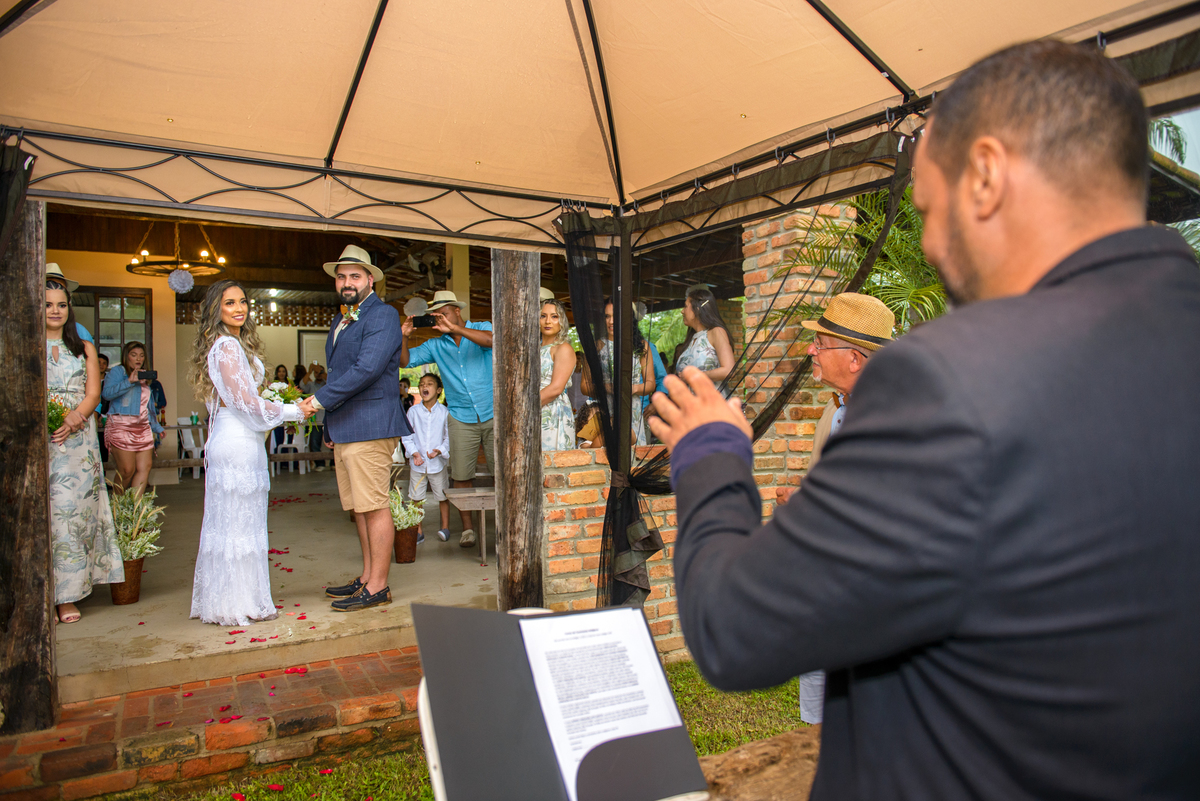 saida-dos-noivos-casamento-no sito