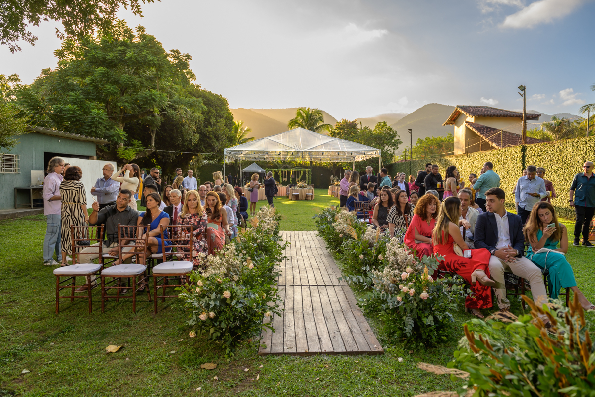 decoração do local da cerimonia para o casamento de caroll e Lucas no sitio da paz - RJ