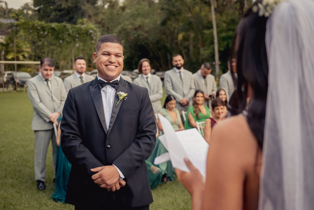 votos da noiva na cerimônia de casamento de dia